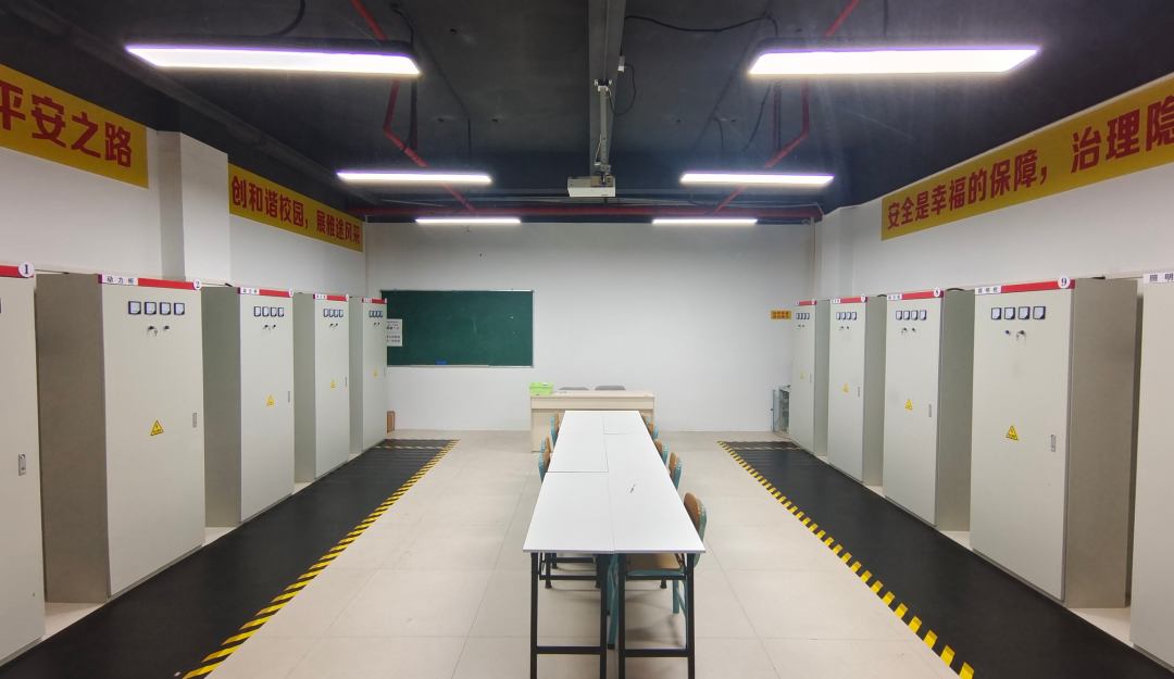 圖片 珠海金灣三灶紅旗電工焊工叉車培訓(xùn)